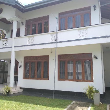 Vijai Resort Negombo Exterior foto