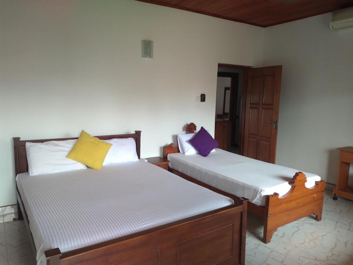Vijai Resort Negombo Exterior foto